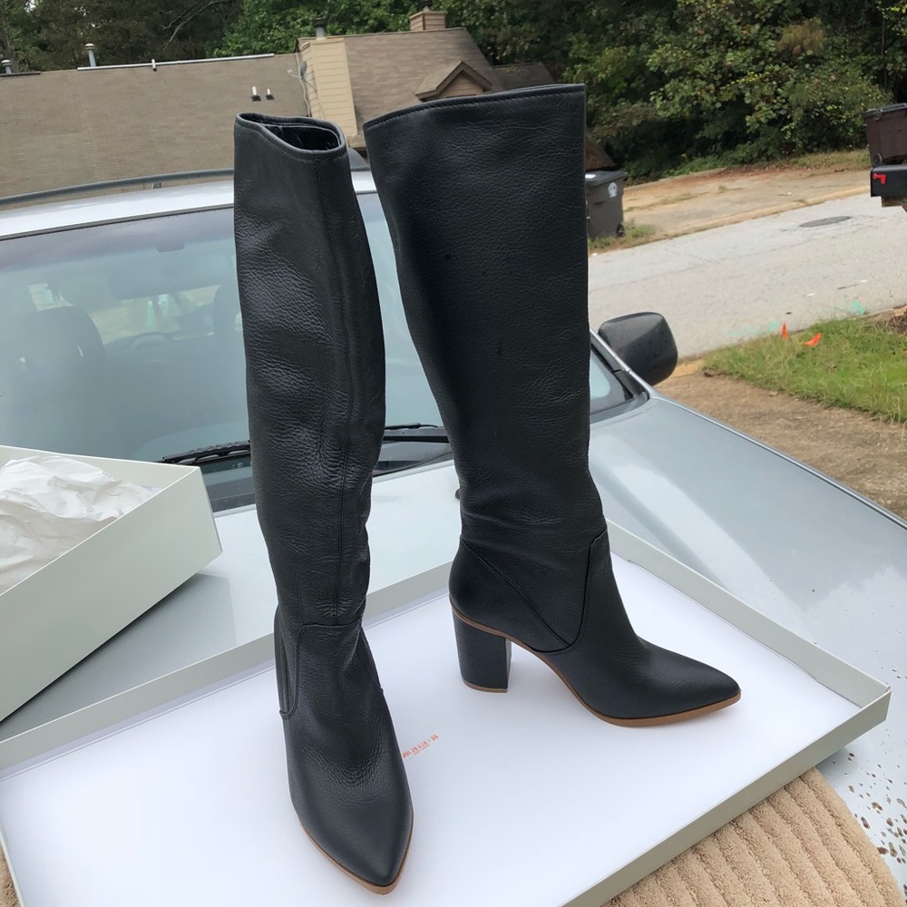 1.State Paiton Dakota Black Boot Size 6
